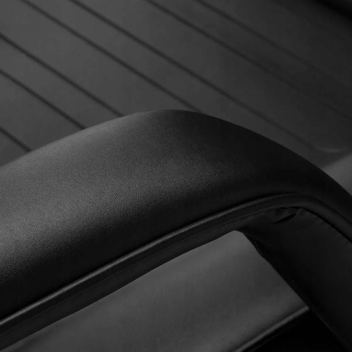 Sillon v2 210 hidraulinė kosmetinė kėdė juoda