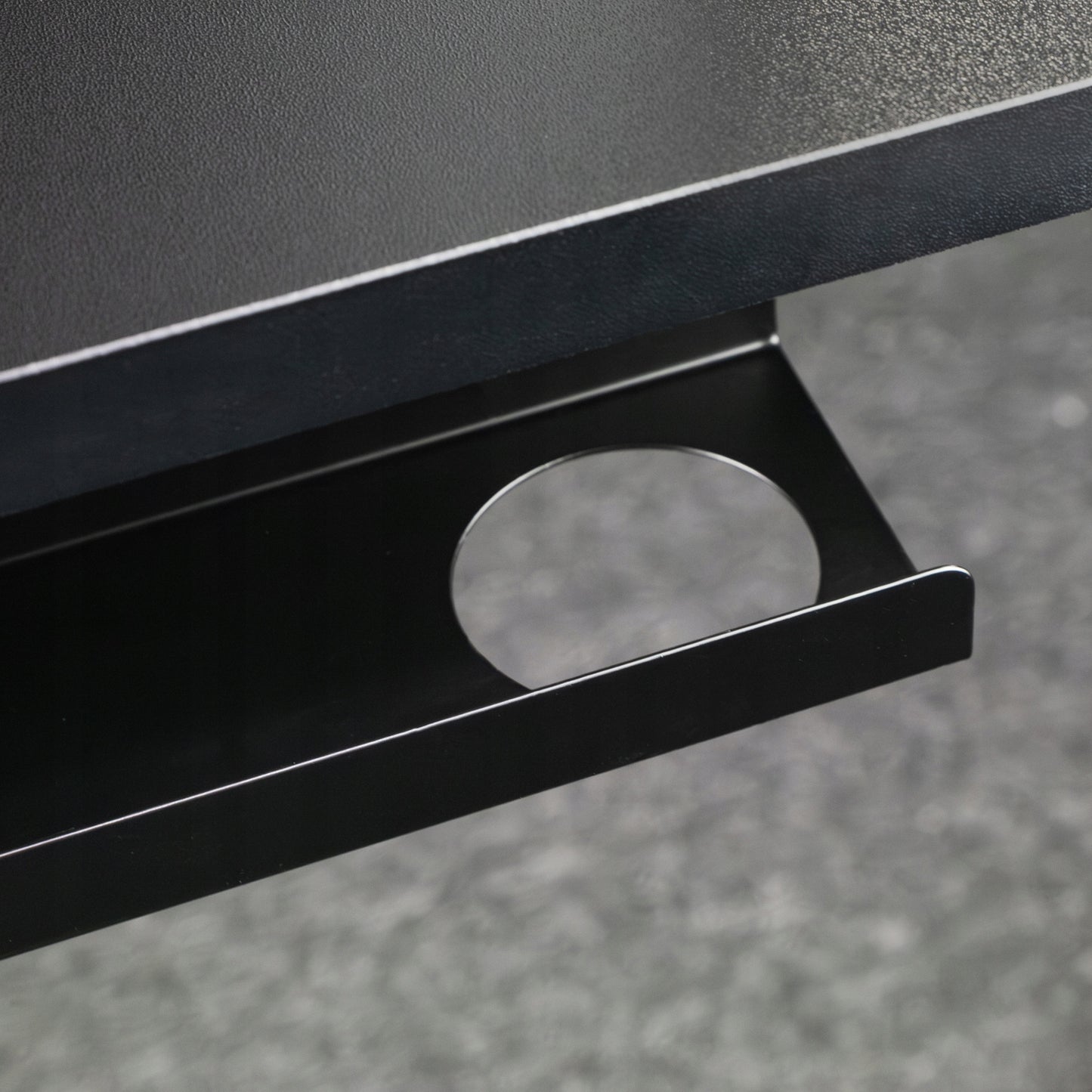 Elektrinis reguliuojamas stalas Control+ 120/60 LVNSystem juodas, aukščio reguliavimas 73-122 cm