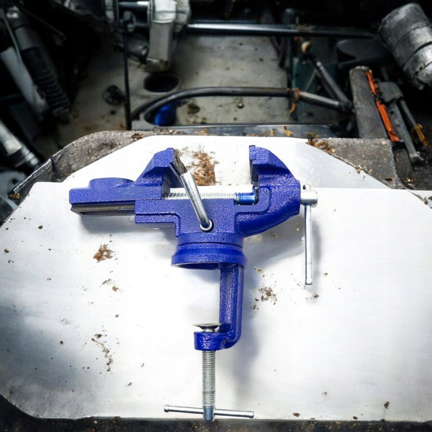 STAKLIŲ SPAUSTUVAS SUKAMAIS PAGRINDU 360° SU PRIKALAMA KALYTE KETUS DARSTALINIS STIPRUS SOLIDIŠKAS