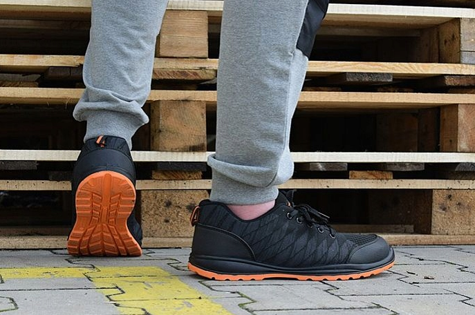 Unisex darbo batai su metaline apsauga