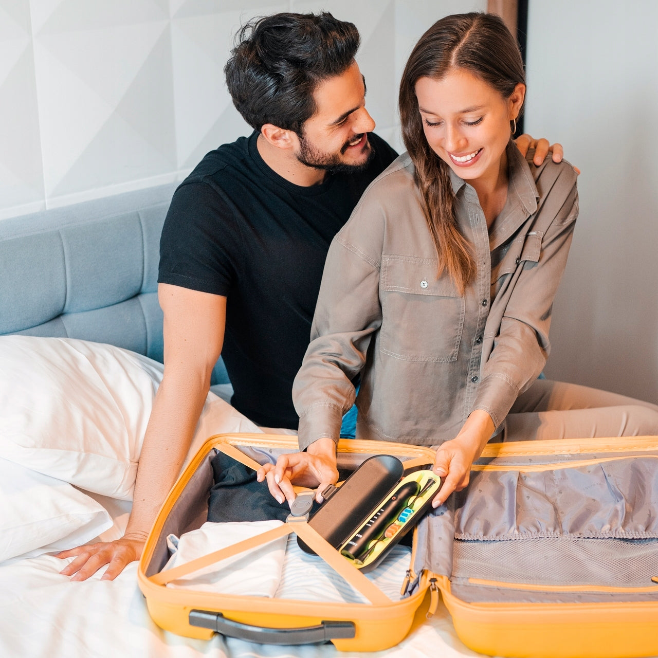 Sonicinis dantų šepetėlis Smiley + Belaidis dantų irigatorius