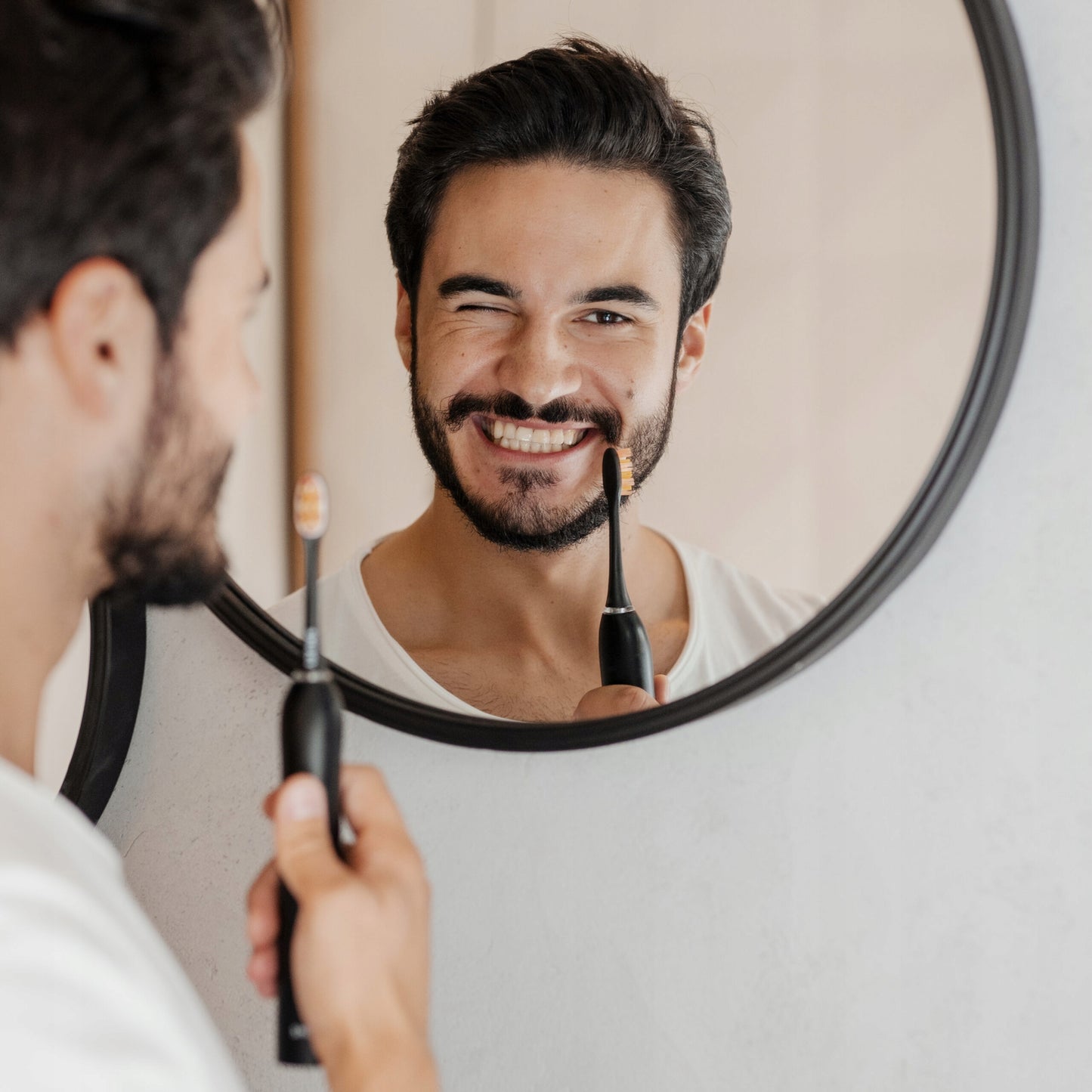 Sonicinis dantų šepetėlis Smiley + Belaidis dantų irigatorius