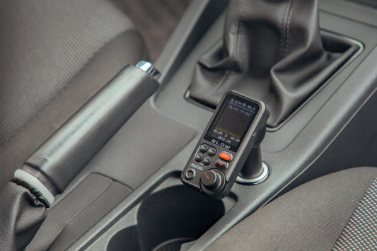 BLUETOOTH 5.0 FM SIŲSTUVAS LAISVŲ RANKŲ ĮRANGA QC3.0 SD BASS DIDELIS LCD 24V