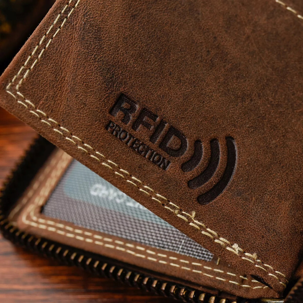„Beltimore“ didelė vertikali natūralios odos piniginė su užtrauktuku, RFiD apsauga, ruda, G71brown