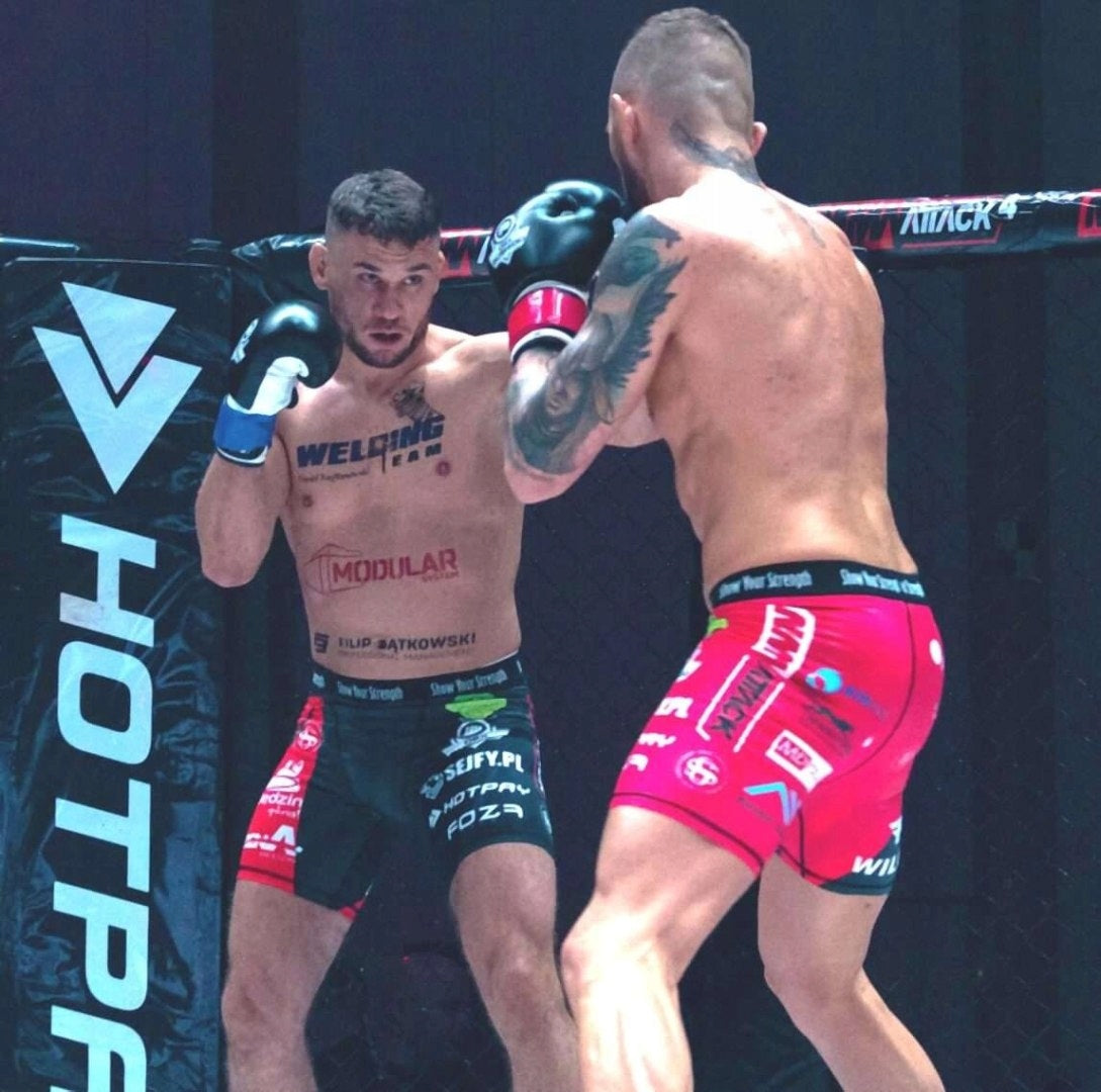 Bokso pirštinės 16oz - Classic White - Origin Series Bokso Pirštinės