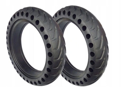 2 pilnavidurės patvarios padangos paspirtukui Fiat F500-F85