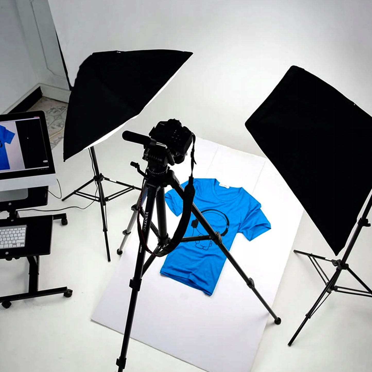 2 vnt. fotografijos rinkinys: 2 fotoaparatų lempos + stovai + 50x70 cm softboksai