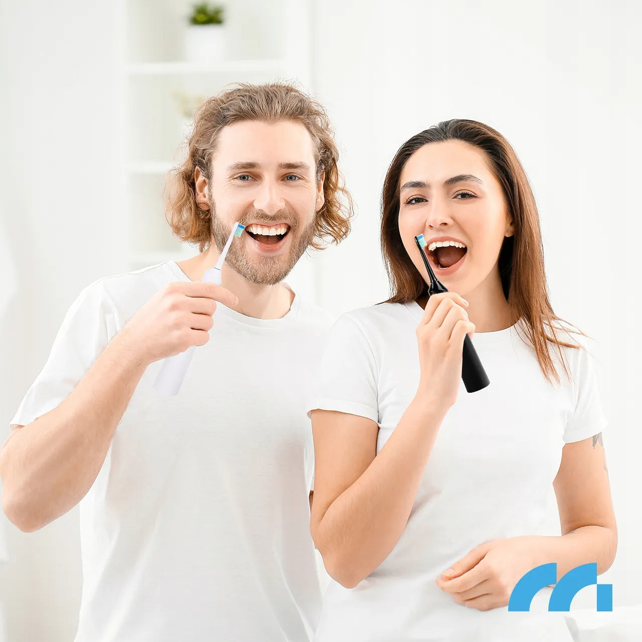 2x Maltec Toothie X2in1 elektrinis dantų šepetėlis su 6 antgaliais ir įkrovikliu