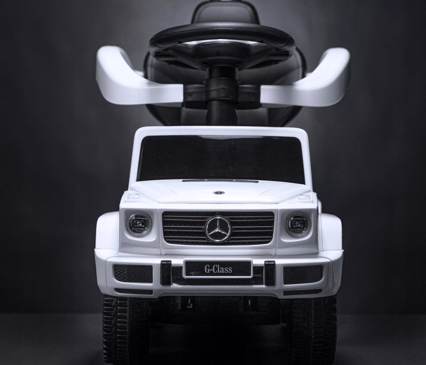 Vaikiškas automobilis stumiamas, automobiliukas MERCEDES su guminiais ratais, odine sėdyne, kaip vaikštynė - puiki dovana