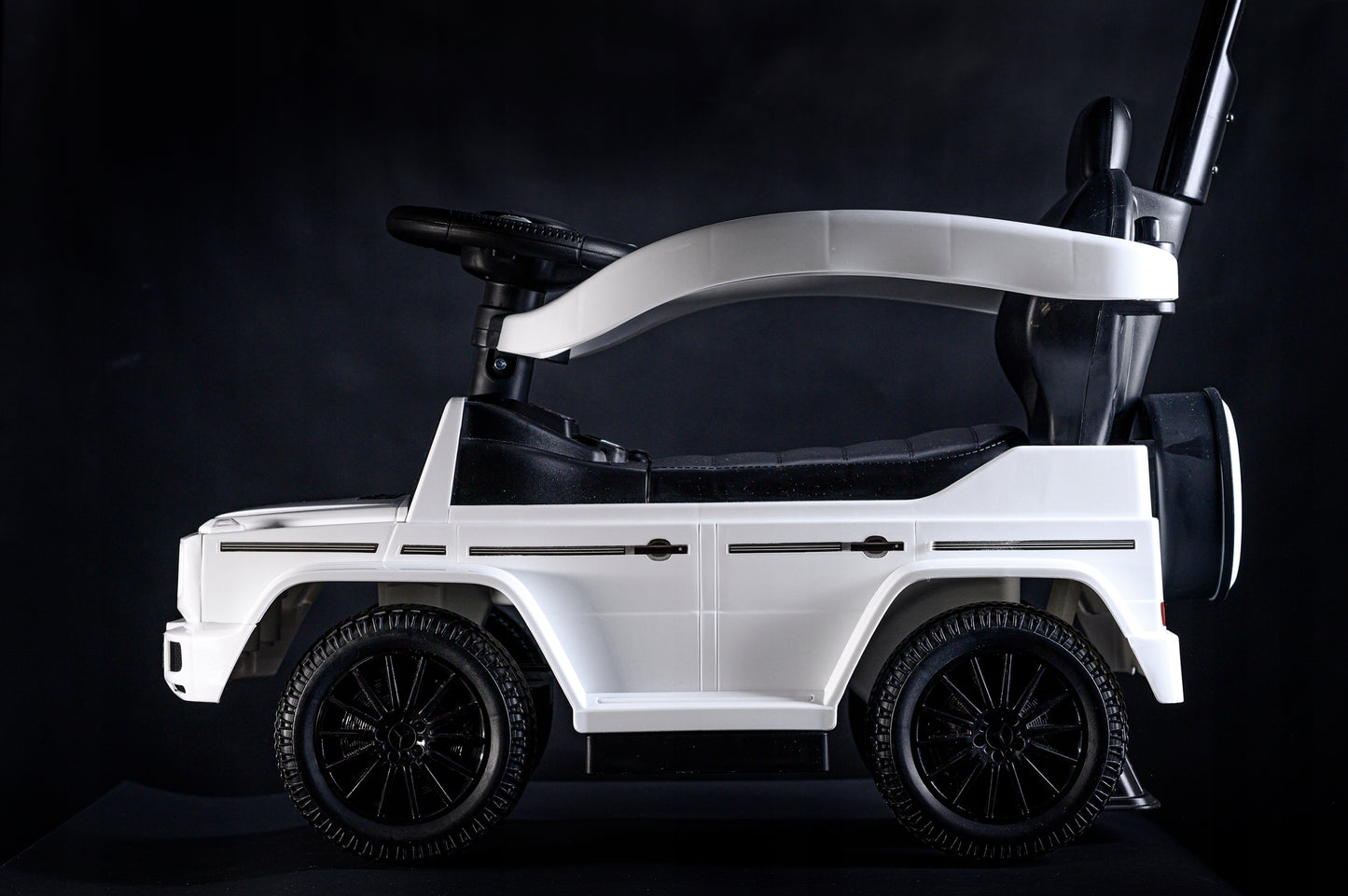 Vaikiškas automobilis stumiamas, automobiliukas MERCEDES su guminiais ratais, odine sėdyne, kaip vaikštynė - puiki dovana