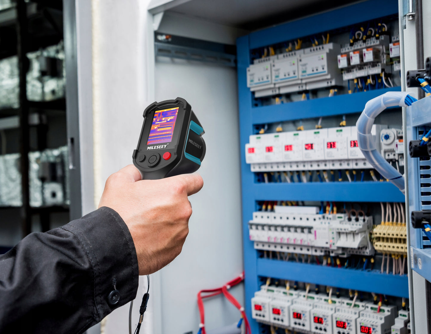 PRO termovizorinė kamera –20 +550 USB-C 2.8" LCD Signalizacija CE Nuotraukų įrašymas