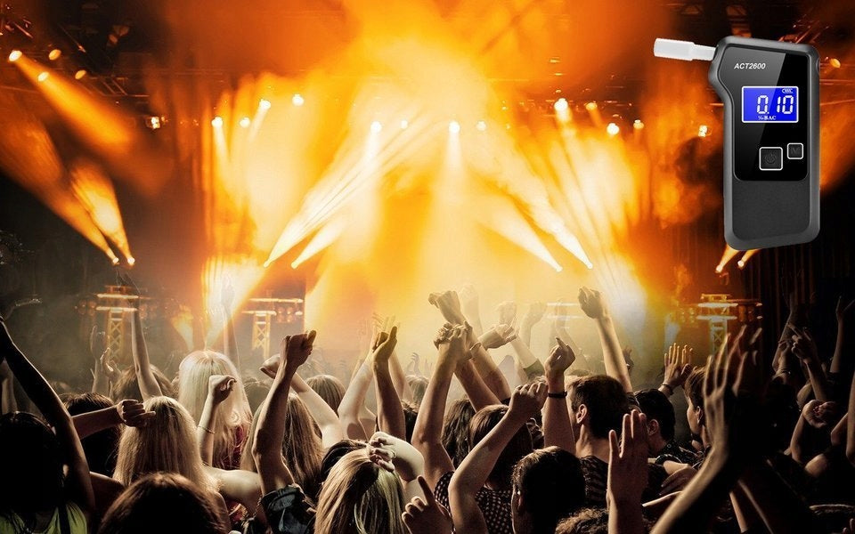 Elektrocheminis alkotesteris su kandikliais, kalibruotas ACT2600