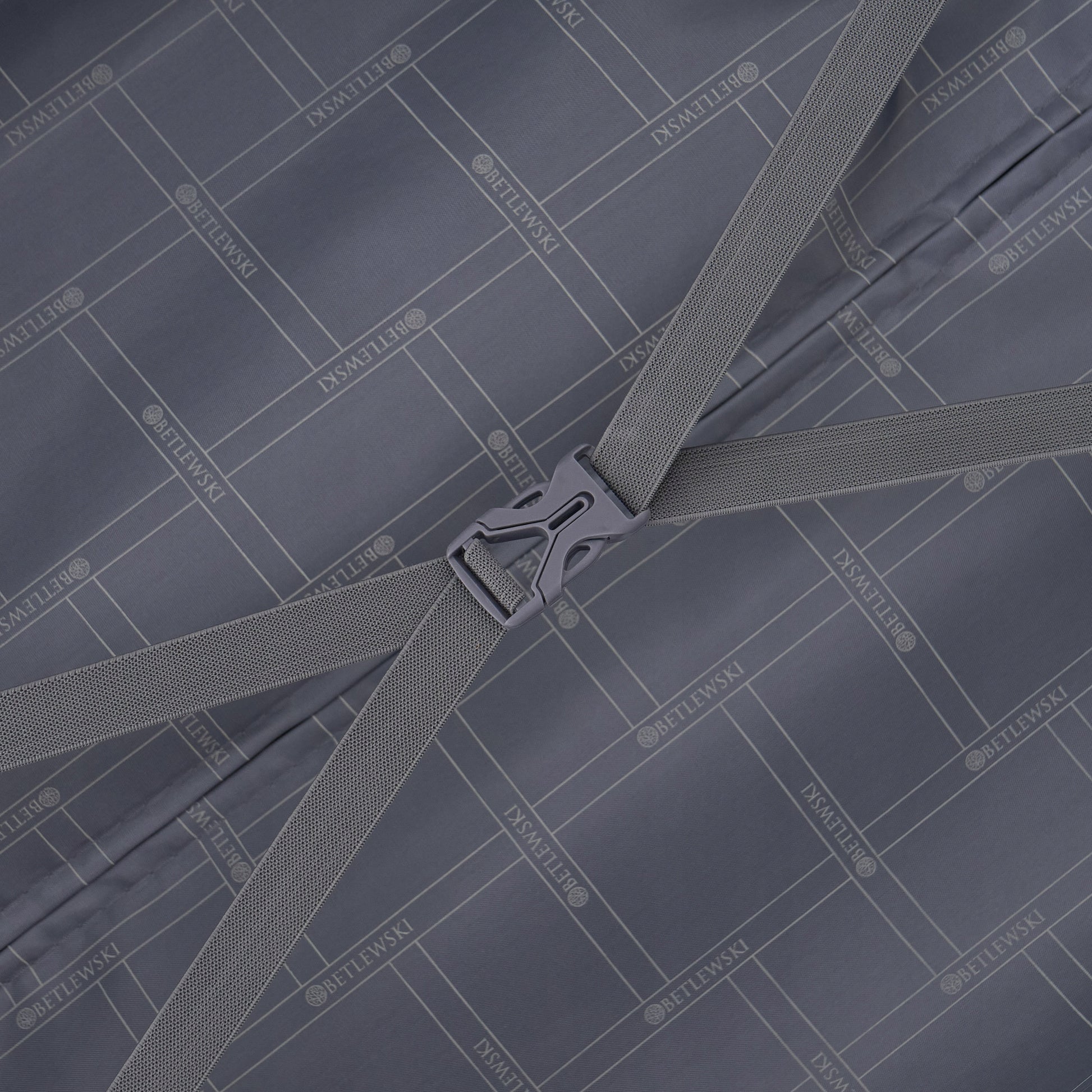 Didelis talpus kelioninis lagaminas su ratukais išvykai, atostogoms BETLEWSKI