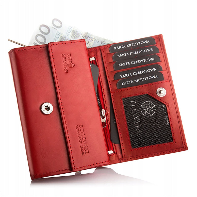 Maža odinė moteriška piniginė kortelėms ir dokumentams, supakuota dėžutėje dovanai Betlewski