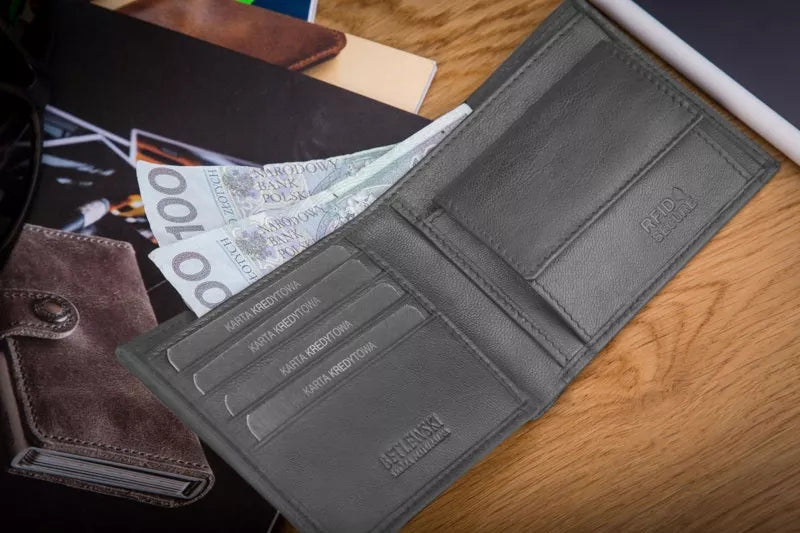 Betlewski odinė piniginė vyriška maža plona slim RFID kelnių kišenei