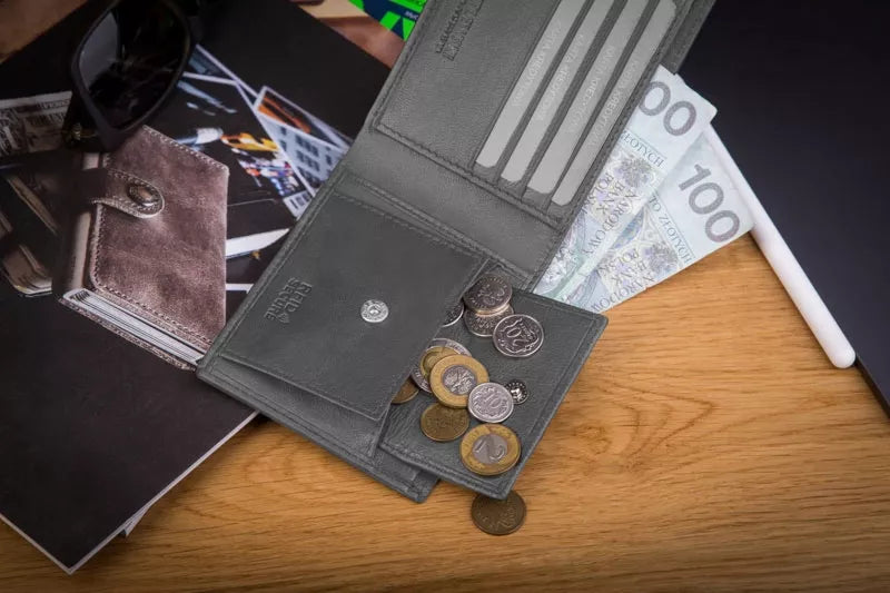 Betlewski odinė piniginė vyriška maža plona slim RFID kelnių kišenei