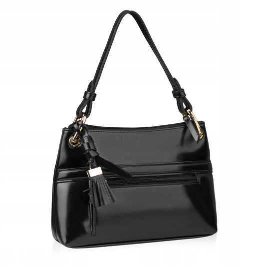 BETLEWSKI moteriška rankinė iš lygios ekologiškos odos, reguliuojama, skirta nešioti rankoje, vizitinė