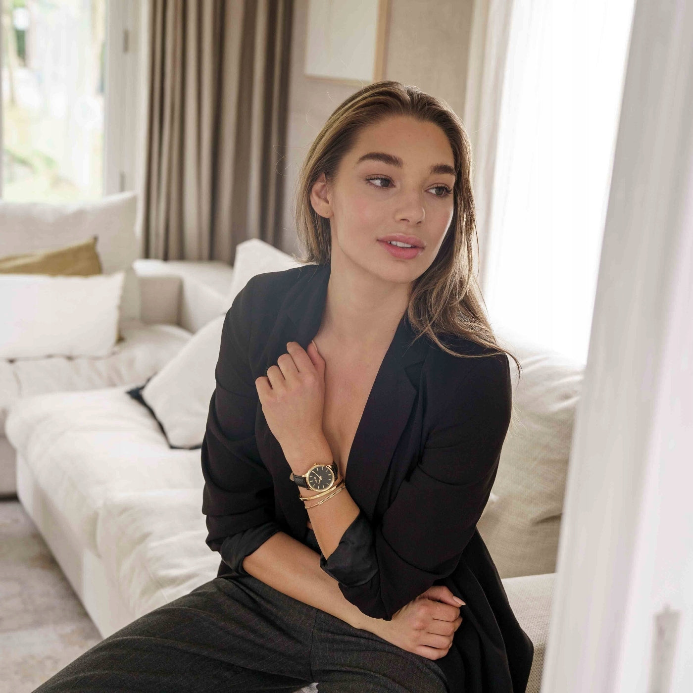 BURKER Moteriškas laikrodis Emily - Odinis dirželis - Auksinė-juoda oda