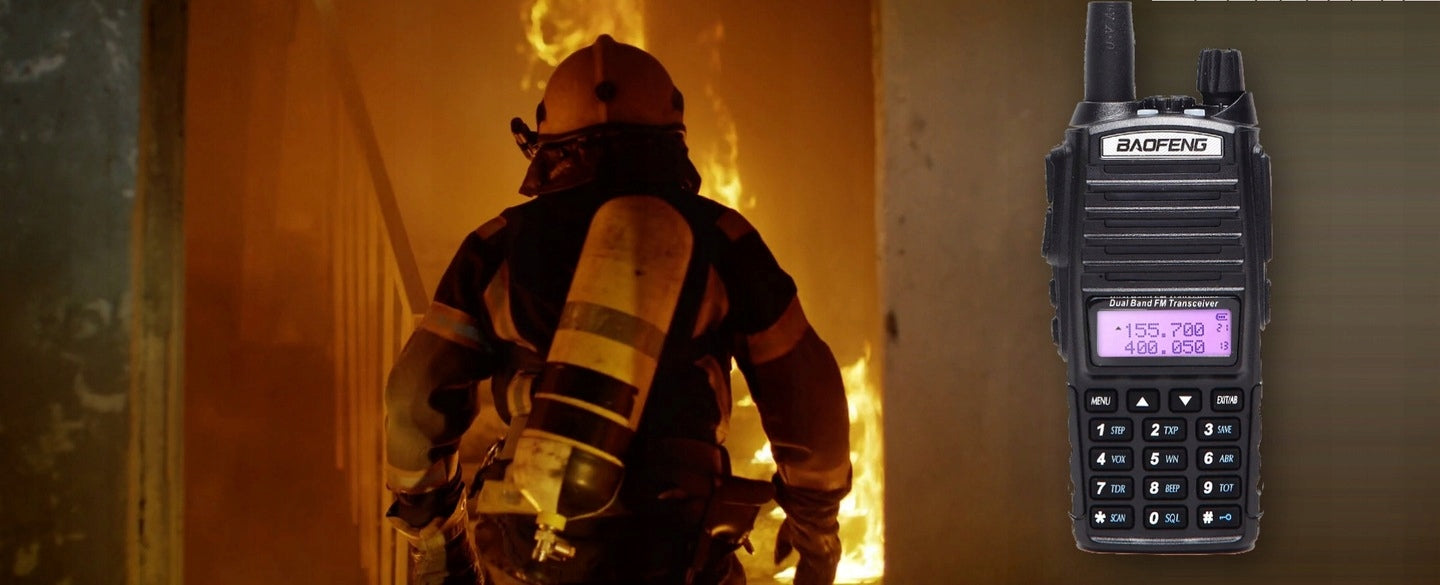 Baofeng UV-82 HTQ USB-C 2800mAh TRUMPLIŪNAS RADIOTELEFONAS RADEJO STOTELĖ WALKIE TALKIE