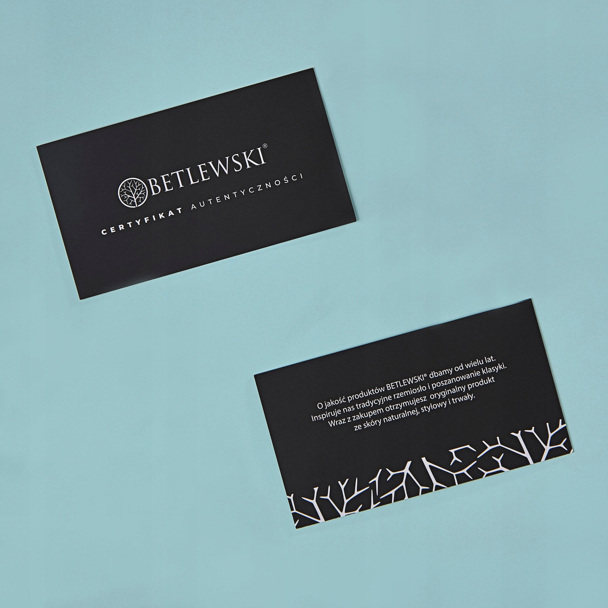 Betlewski Odosobintas vyriška piniginė, tvirta, su užsegimu, RFID kortelių apsauga, granato spalvos