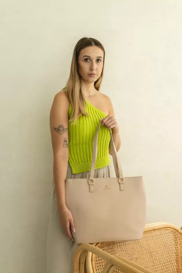 Betlewski klasikinė talpi patogi moteriška rankinė per petį ir ant rankos