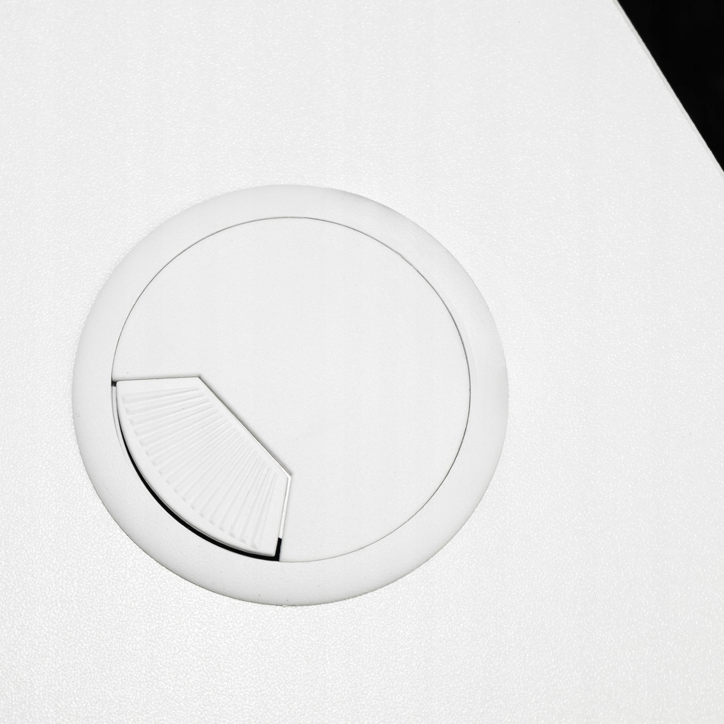 Elektrinis reguliuojamas stalas Control+ 120/60 LVNSystem baltas reg. 73-122