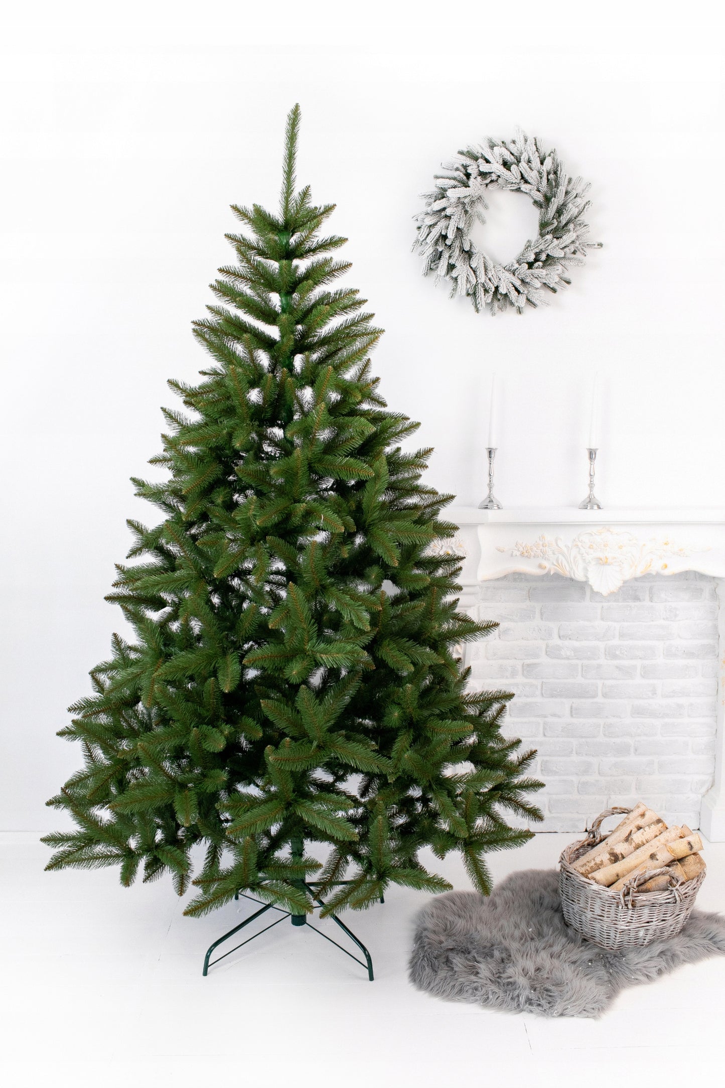 Kalėdinė eglutė Wiktoria 2.20 m