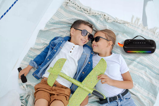 VAIKŲ KARAOKĖ GARSIAKALBIS BLUETOOTH RGB BELAIDIS NEŠIOJAMASIS + MIKROFONAS