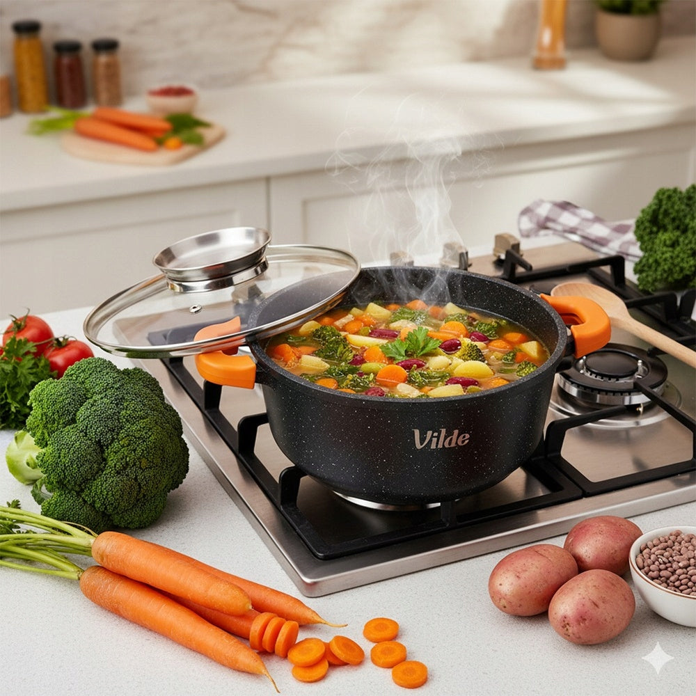 Granitinis puodas su dangčiu, skirtas virti, troškinti, kepti 20 cm 2,1L