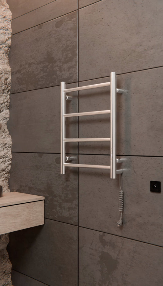 Energijos taupymo elektrinis vonios radiatoriaus 505x400 mm 35W chromas