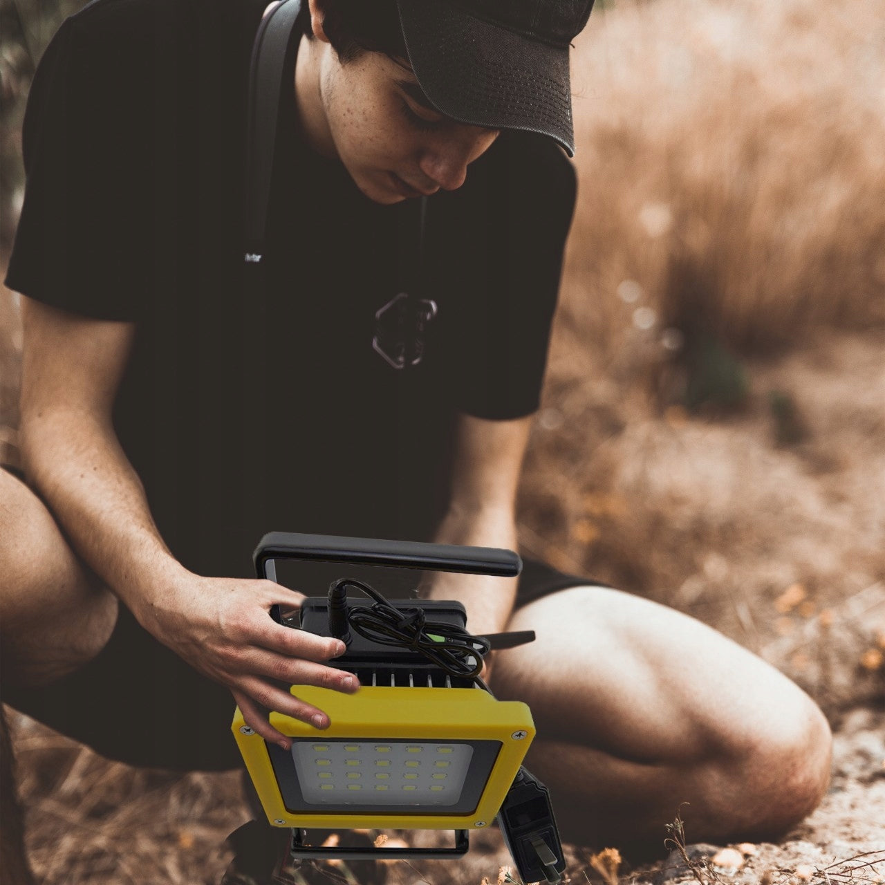LED DARBINIS STATYBINIS PROŽEKTORIUS 30W AKUMULATORINIS NEŠIOJAMAS Galingas, Ryškus, Su kabeliu
