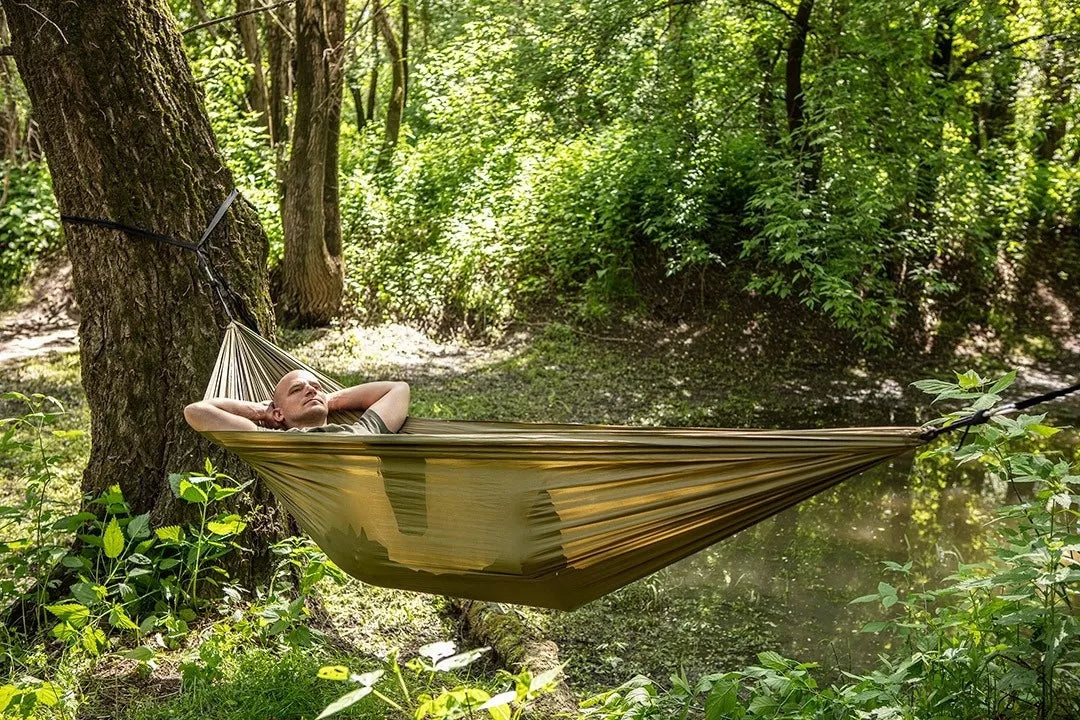LAUKO HAMAKAS TURISTINIS STOVYKLAVIMUI SURVIVAL KARINIO STILIAUS 330x140cm