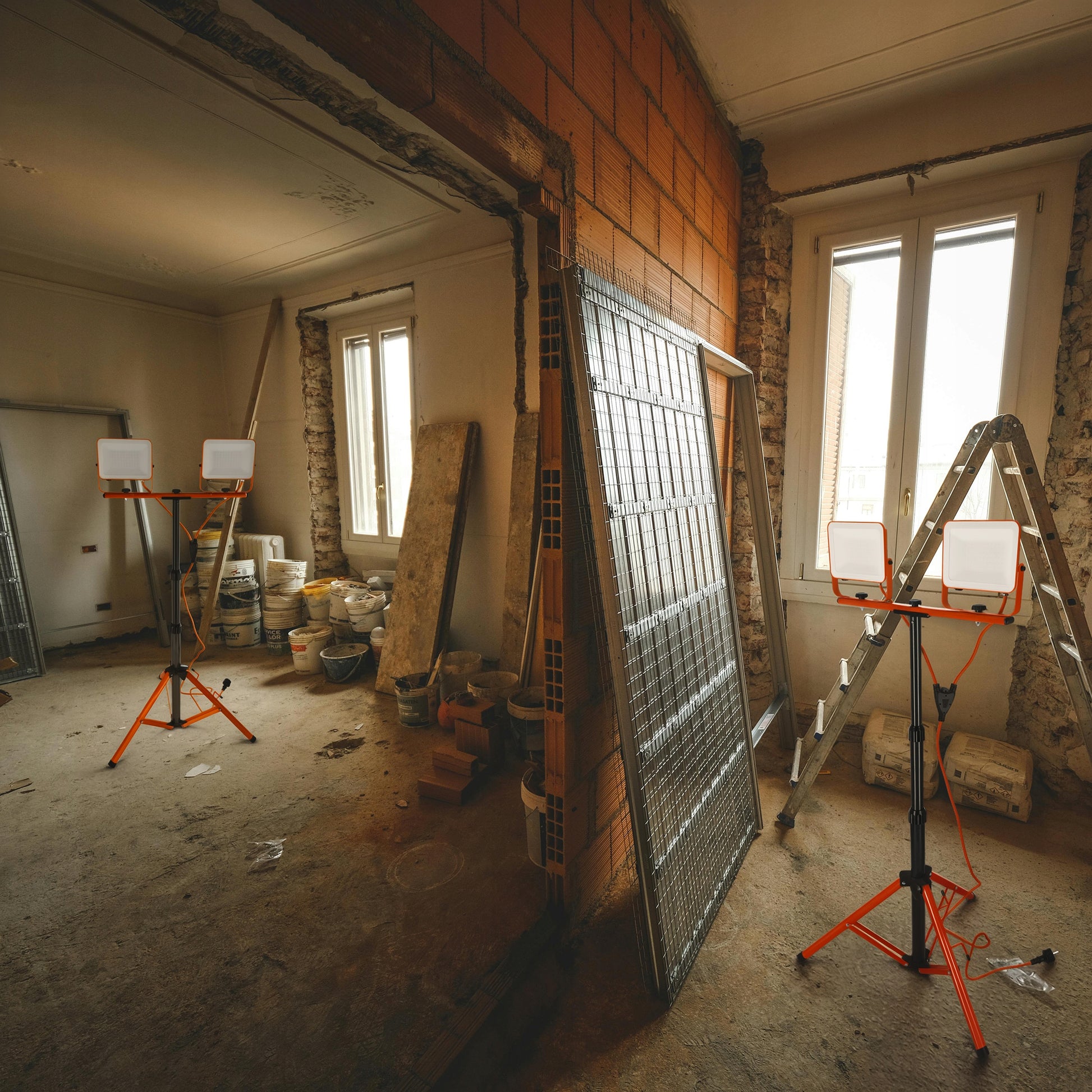 Statinis LED prožektorius statyboms, 2x 50W, 11000lm, stovas, komplektas