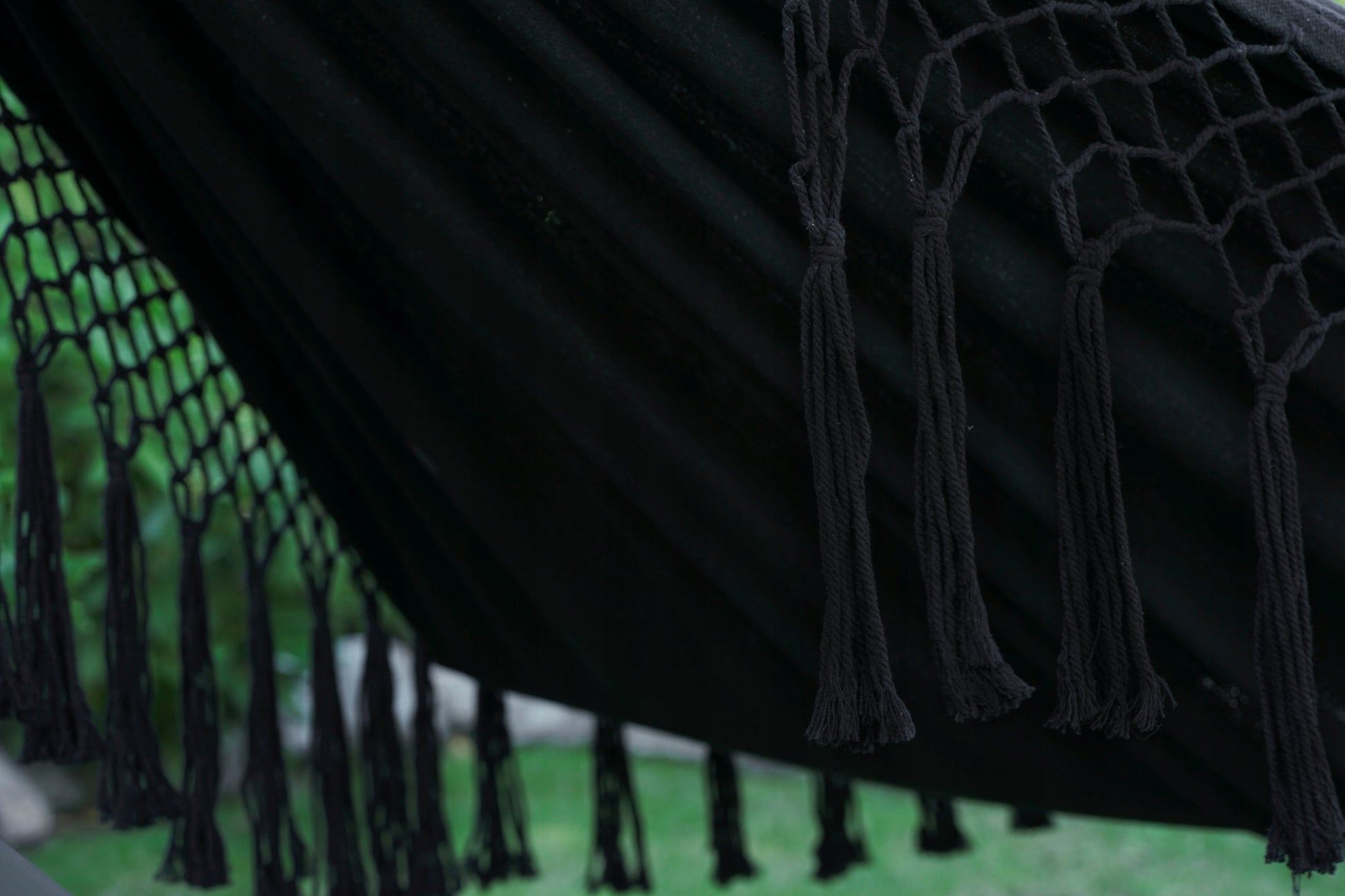 SANTIA dvivietė boho sodo hamakas su kutais ir POTENZA skersiniais