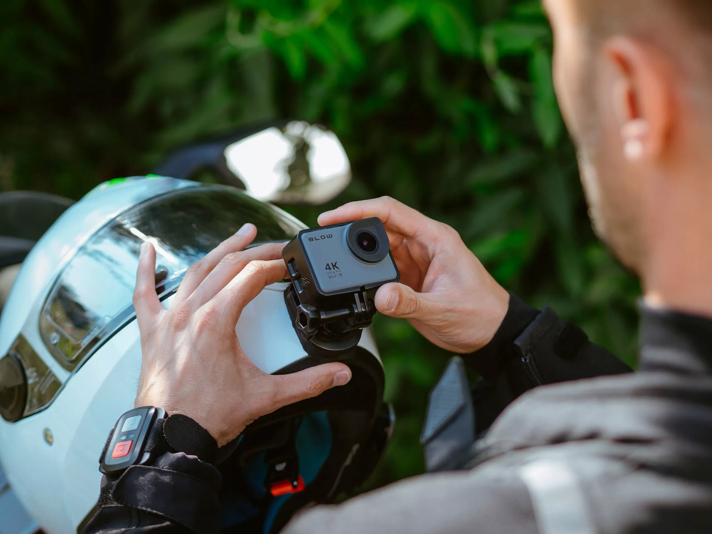 Sportinė kamera BLOW GoPro4U 4K WiFi USB su vandeniui atspariu dėklu ir priedų rinkiniu