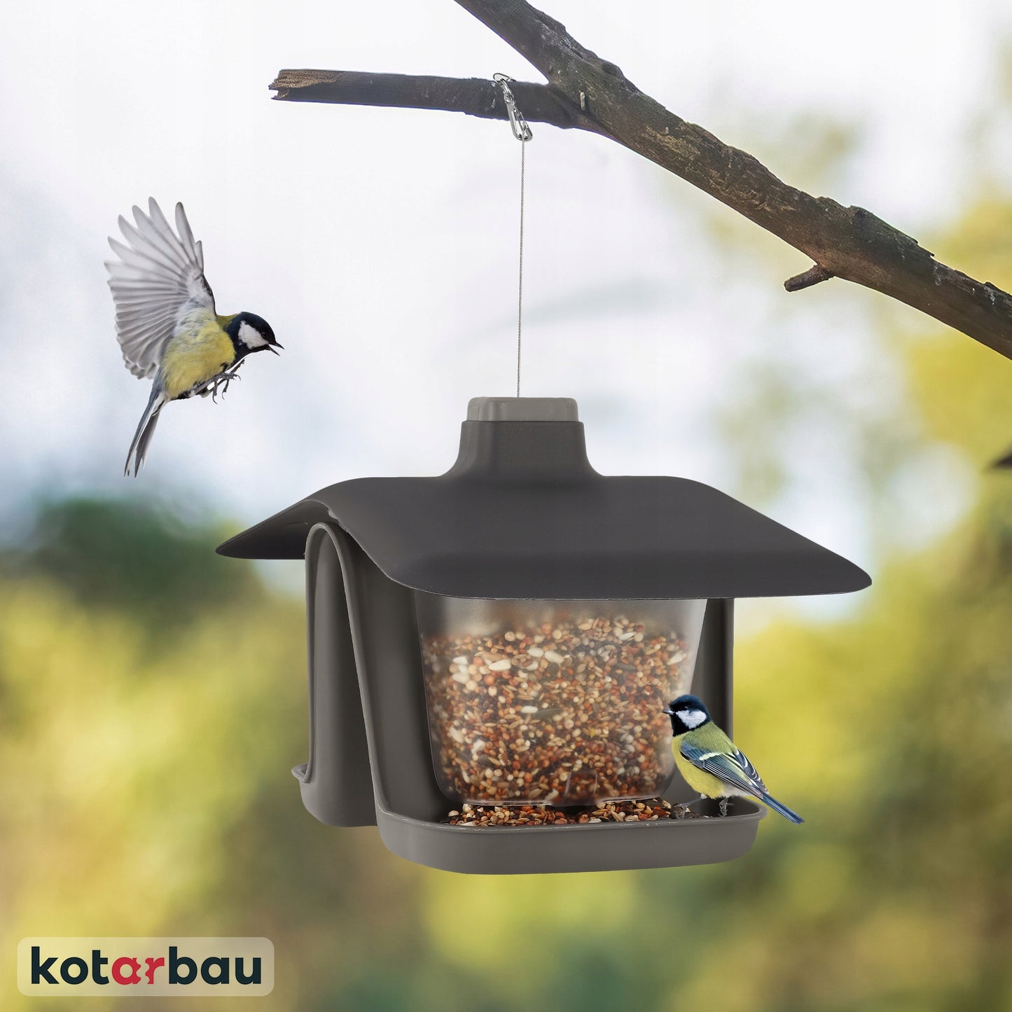 PAUKŠČIŲ LESYKLĖLĖ KABANTIS PLASTIKINIS NAMELIS SKIRTAS GRŪDAMS IR LESALUI SU VIRVELE