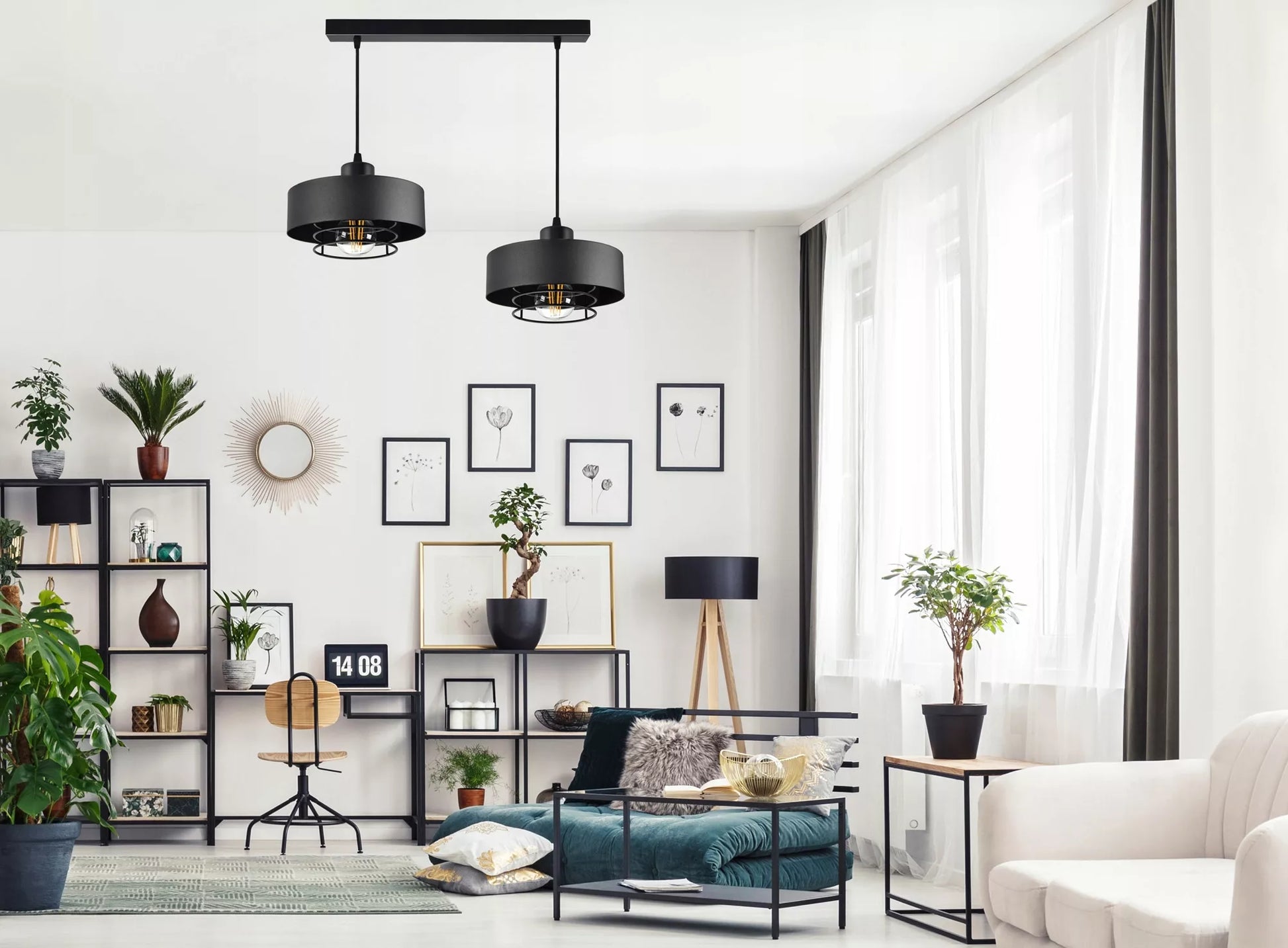 Juodas pakabinamas lubinis šviestuvas Loft Edison stiliaus