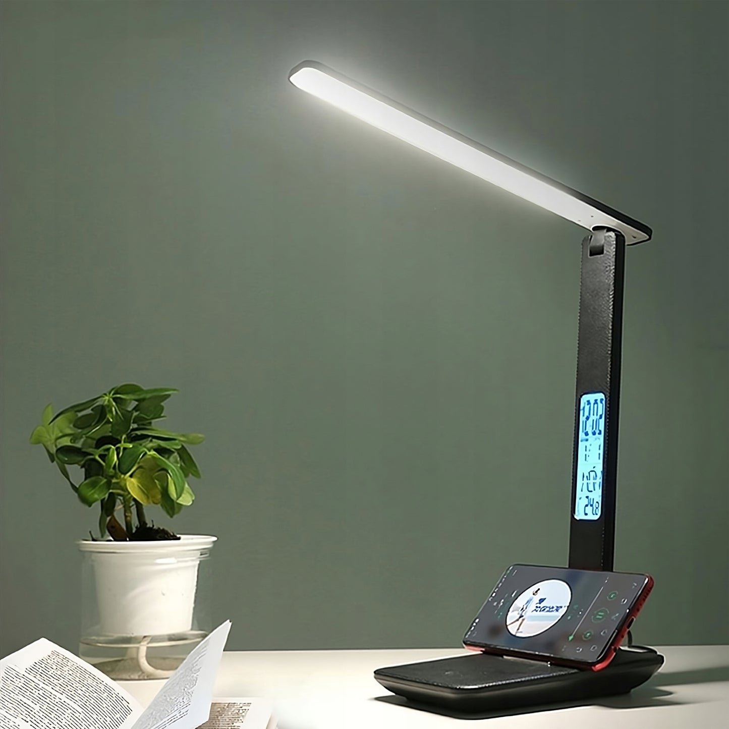 LED stalinė lempa su LCD ekranu, USB įkrovimu, reguliuojama, idealiai tinkanti mokyklai ar biurui