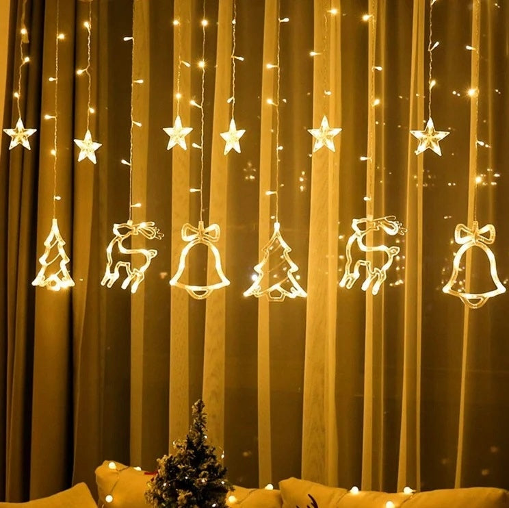 Kalėdinė girlianda užuolaida su briedžiais, elniukais, varpeliais ir eglutėmis