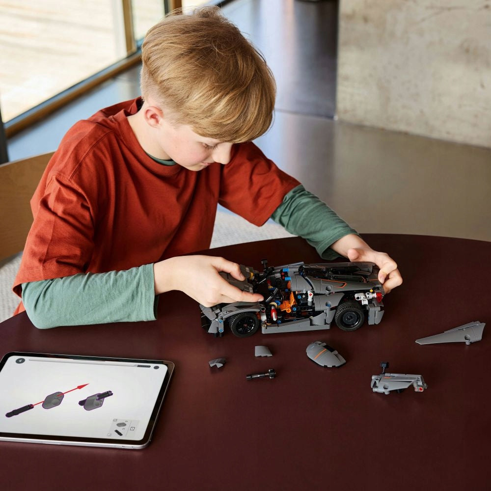 LEGO 42173 TECHNIC Pilkas hiperautomobilis Koenigsegg Jesko Absolut