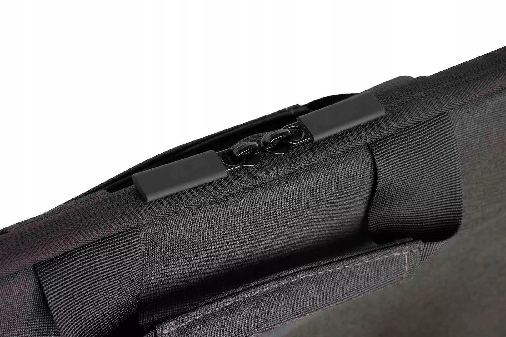 LVN System Klēpjdatora soma Varia 15,6" Melna