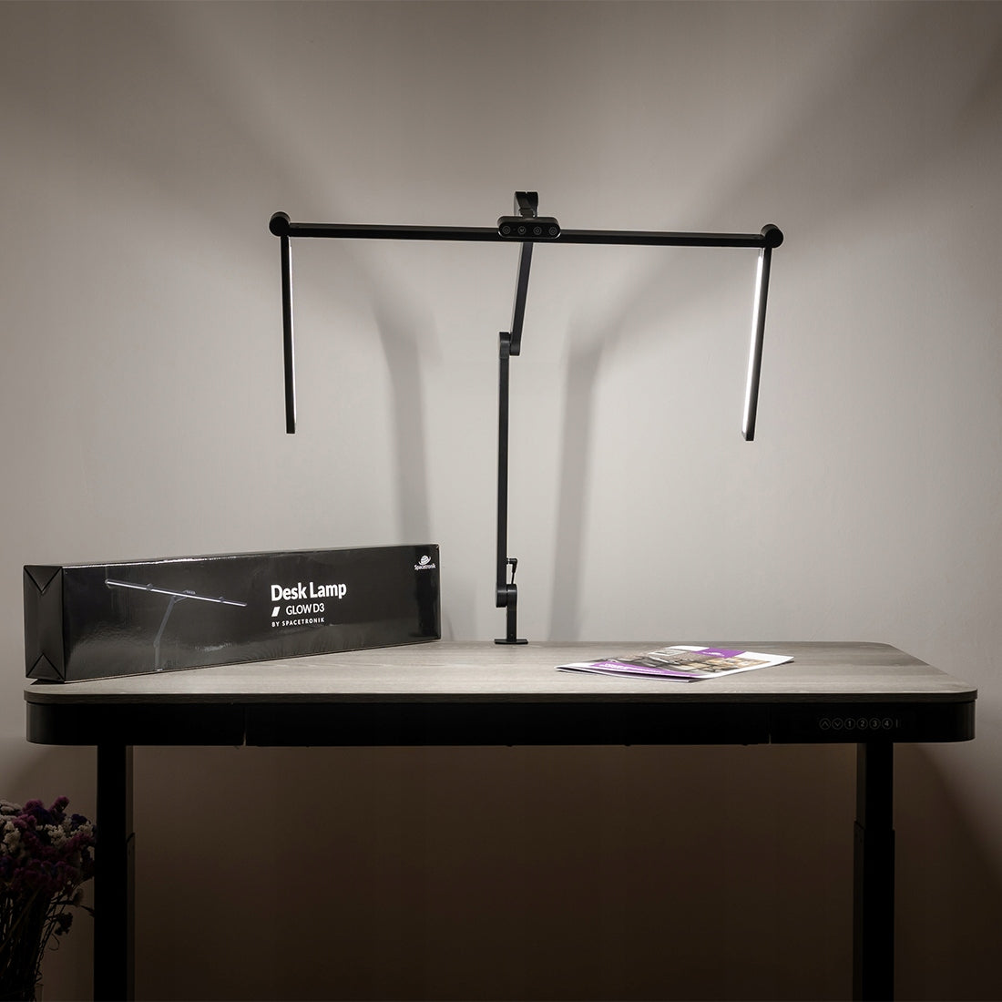 Lėmė be šešėlių braižomoji stalinė lempa su reguliuojamu kosmetiniu / manikiūro galvute