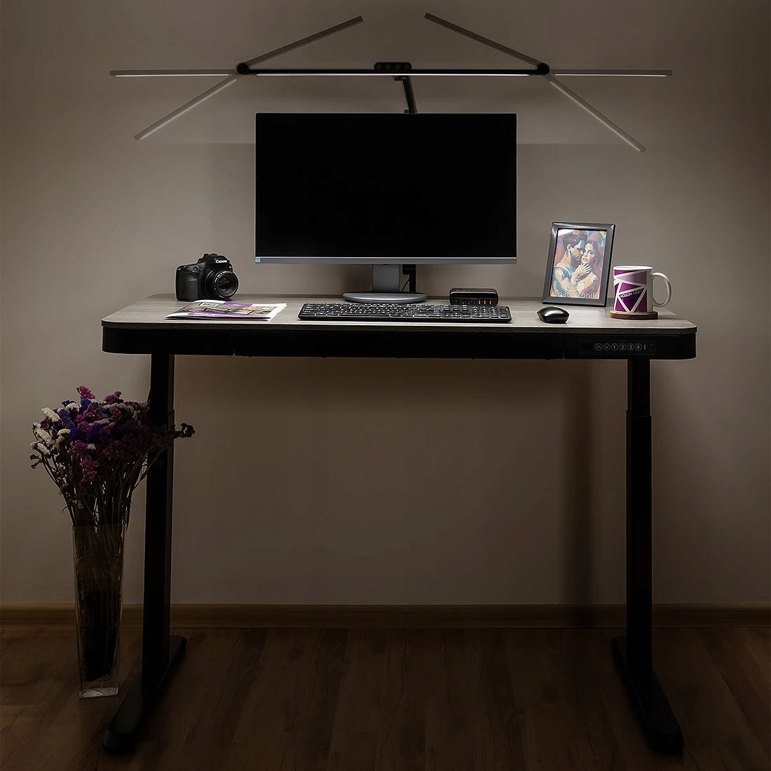 Lėmė be šešėlių braižomoji stalinė lempa su reguliuojamu kosmetiniu / manikiūro galvute