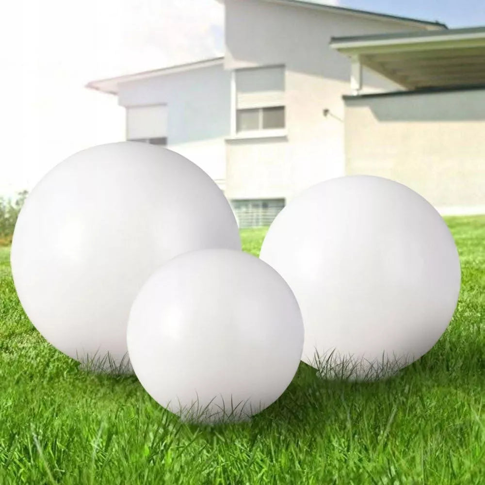Sodo rutulio formos LED šviestuvas baltas 30cm IP65 230V E27 su integruotu smaigu į žemę