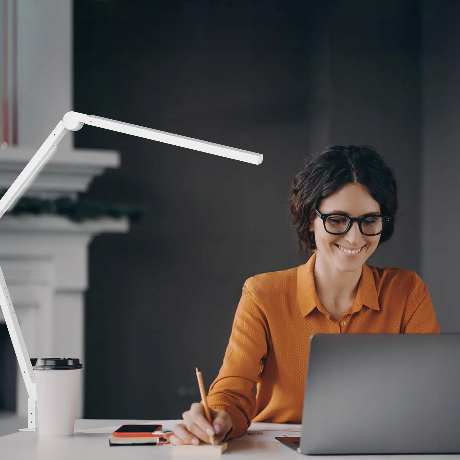 Dviguba LED stalinė lempa, skirta braižymui, reguliuojama, su jutikliniu valdymu ir stalviršio laikikliu