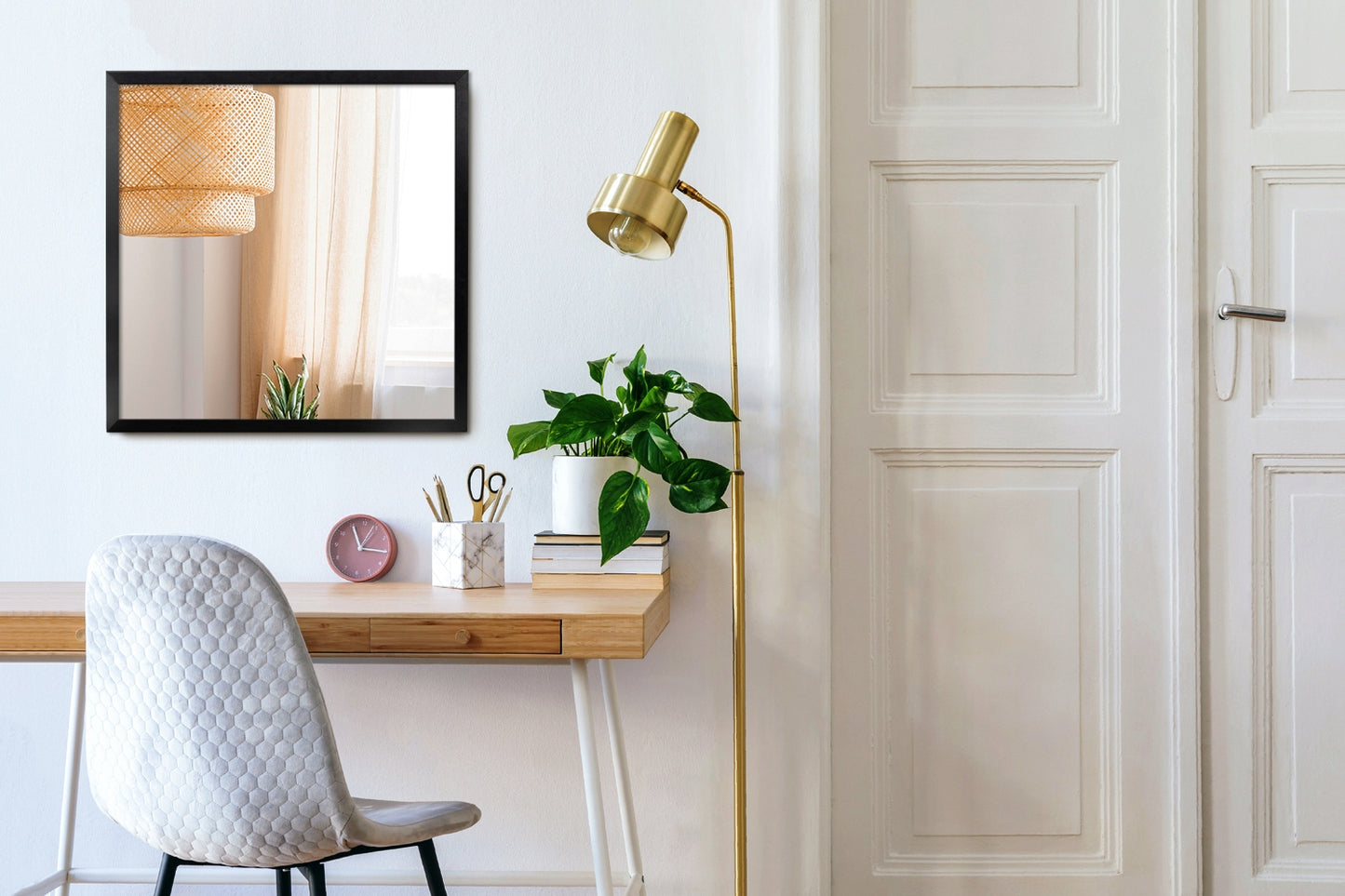 Stačiakampis veidrodis juodame glamour rėmelyje 60x40