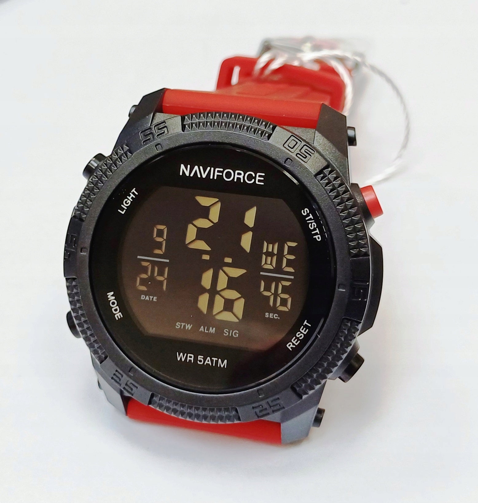 MASYvus skaitmeninis laikrodis NAVIFORCE, elektroninis karinis stilius - RAUDONAS