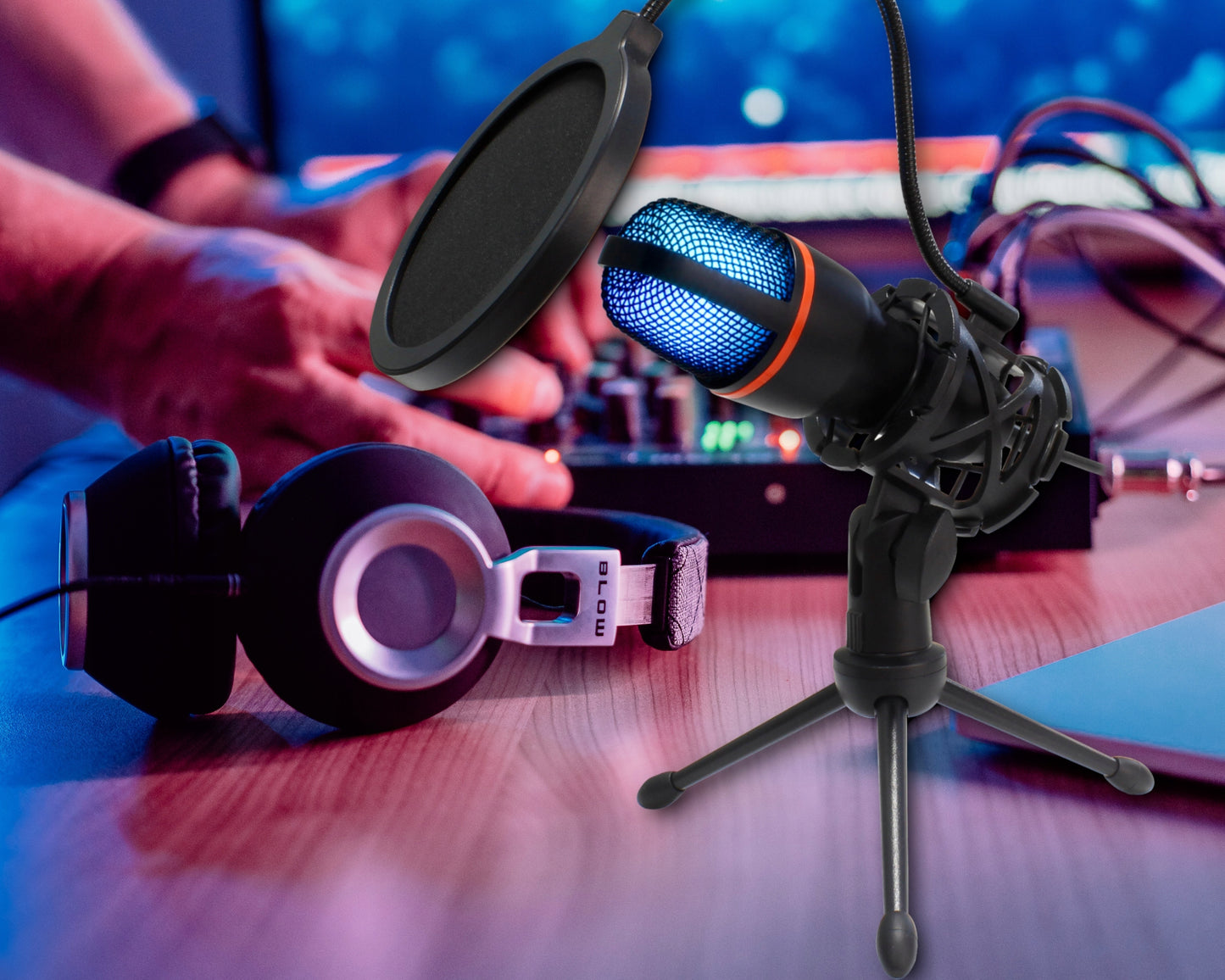 Kompiuterinis kondensatorinis žaidimų, studijinis, karaoke mikrofonas su USB ir filtru