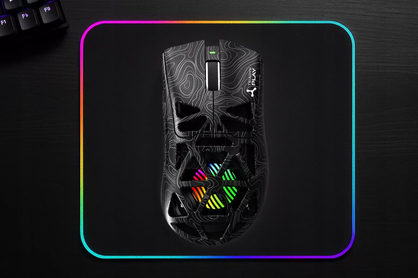 Žaidimų pelė TRIADYN IAPETUS PixArt Bluetooth USB RGB