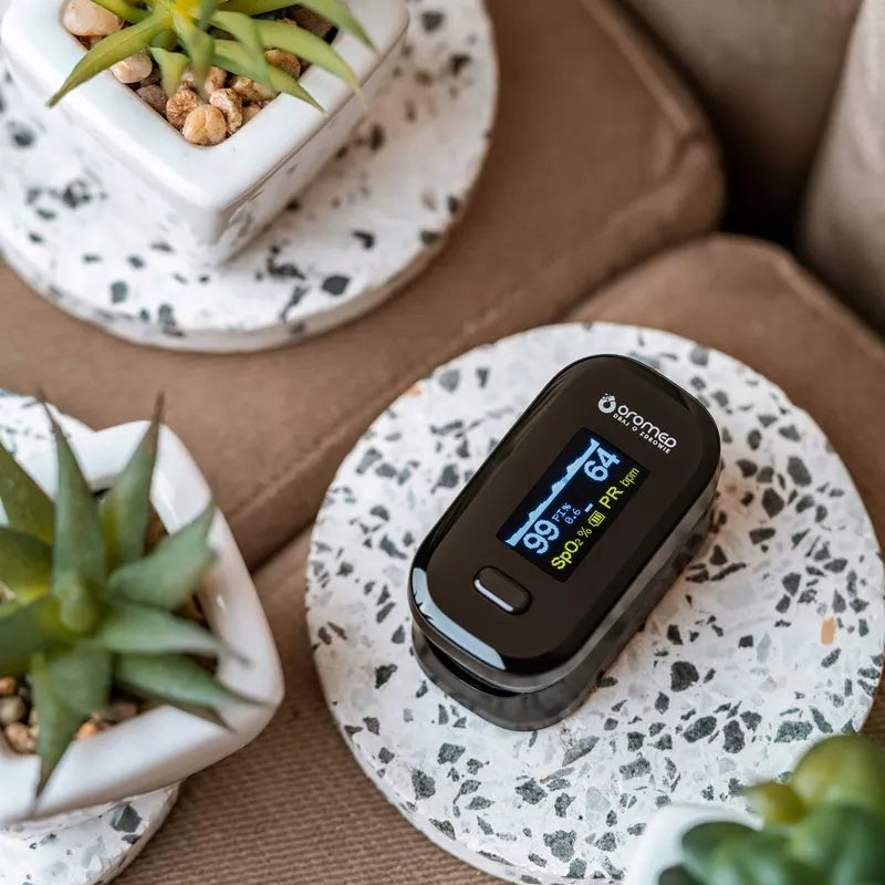 Medyczny pulsoksymetr napalcowy Oromed Oximeter z wyświetlaczem OLED, czarny + smycz